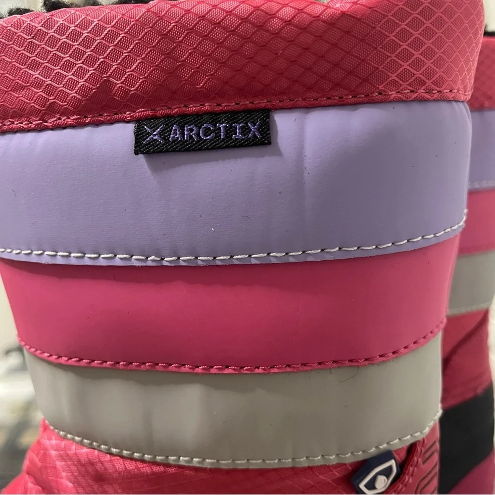 Arctix Kids' Patrol Winter Boots in Fuchsia, Purple, Black and Gray Sz 12